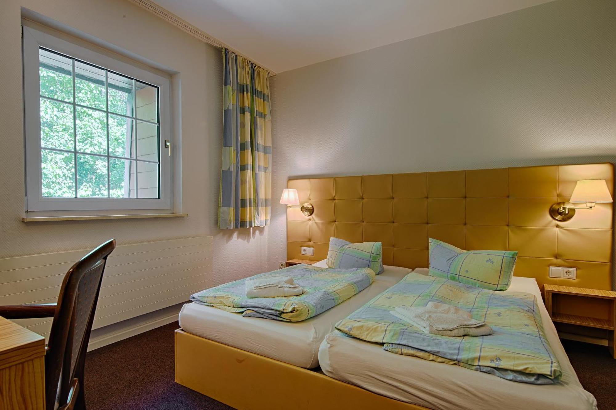 See Hotel Karlslust Chalets Storkow  Bagian luar foto
