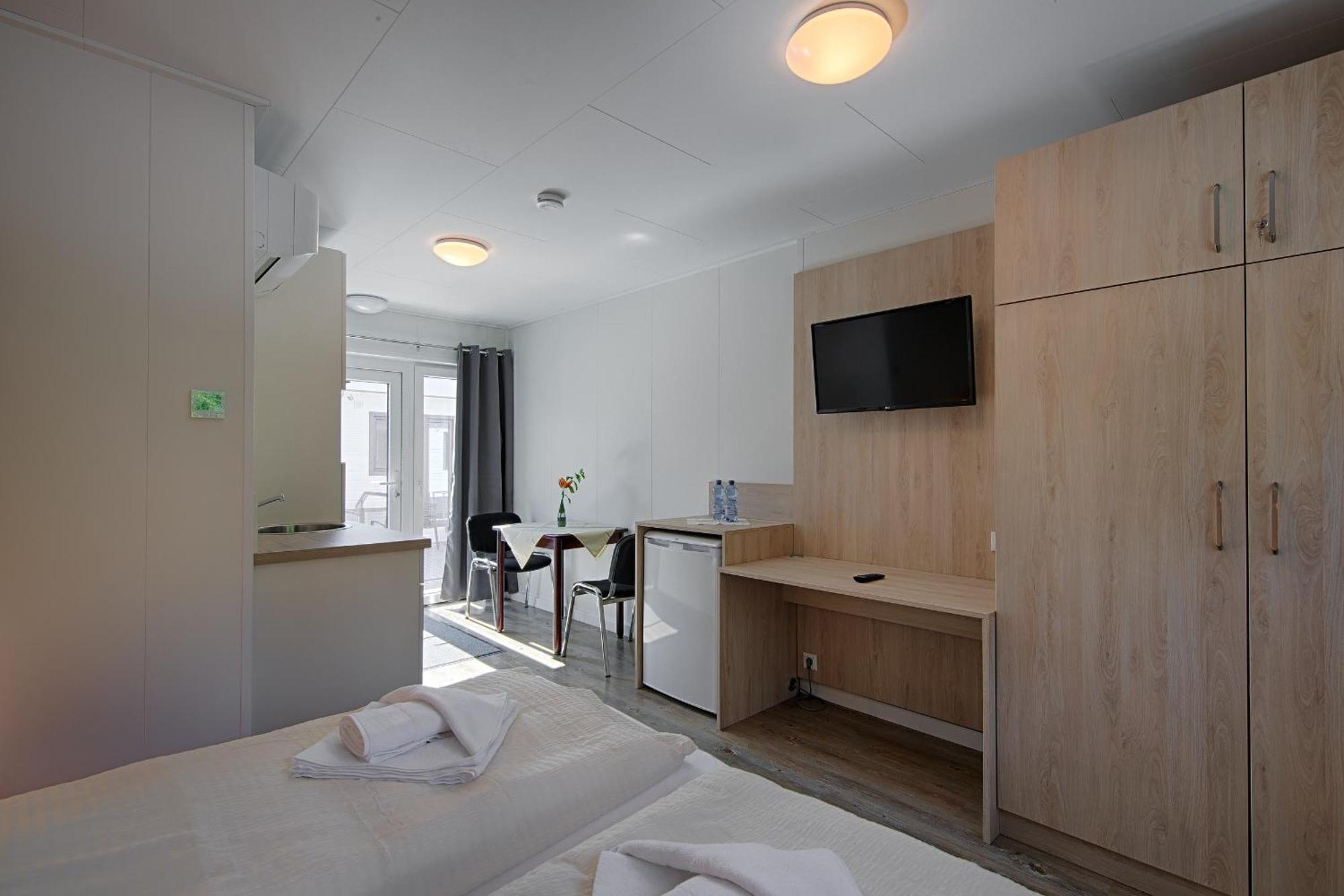See Hotel Karlslust Chalets Storkow  Bagian luar foto